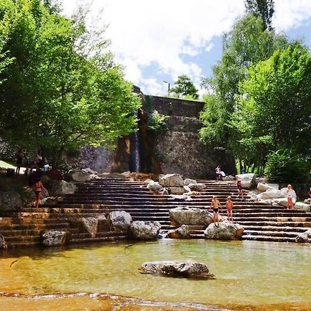 Maison Suspendue Avec Jacuzzi Privatif Pont-en-Royans Kültér fotó
